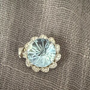 Elegant Silver and Blue sapphire Pendant